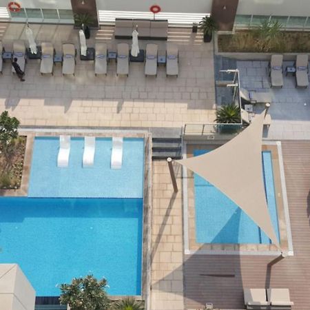 Damac Canal Views Residences ドバイ エクステリア 写真
